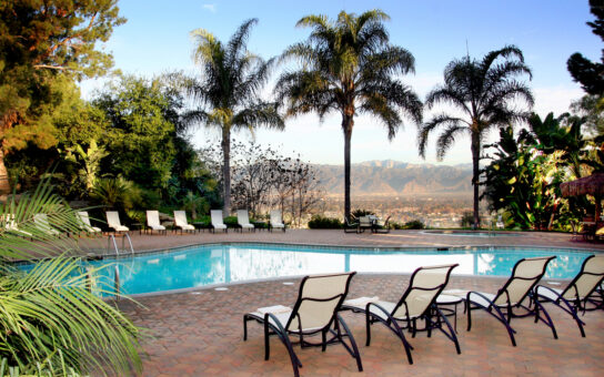 pool mountains